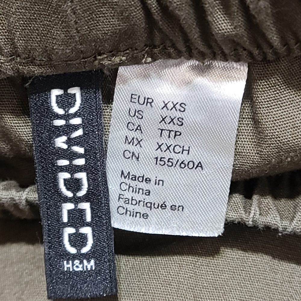 Divided H&M ruched cargo parachute skirt size XXS - Picture 7 of 11